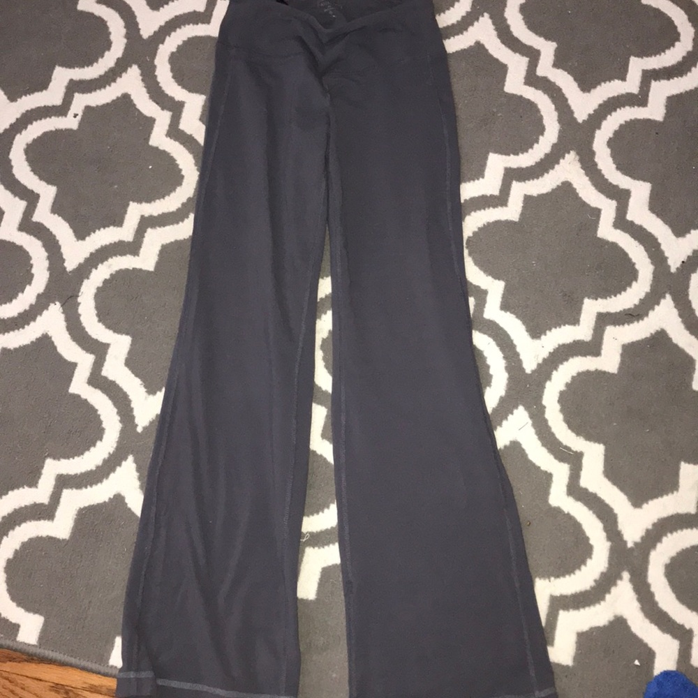 grey athleta yoga pants